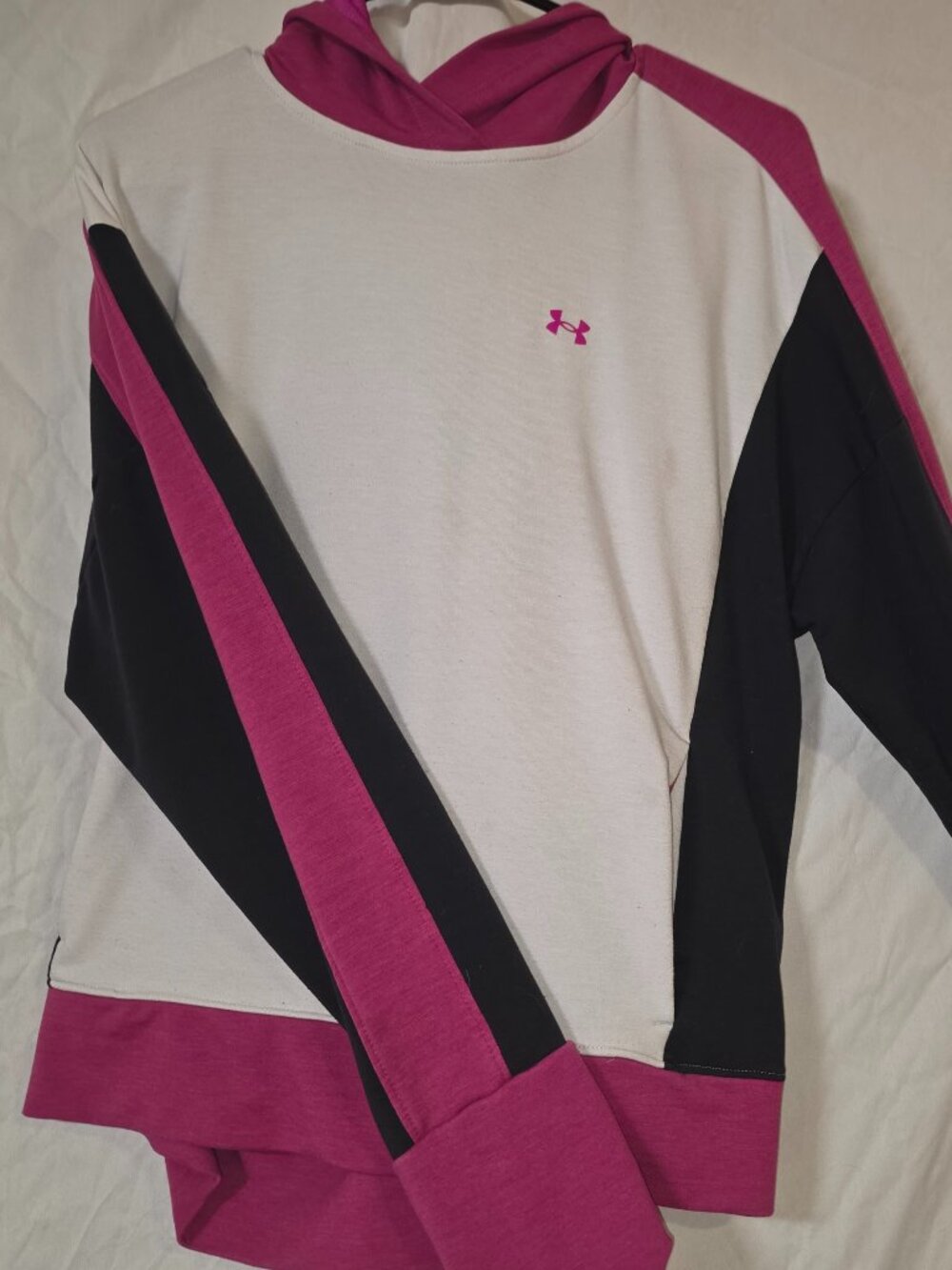 Women's UnderArmour hoodie sweatshirt - Size XL